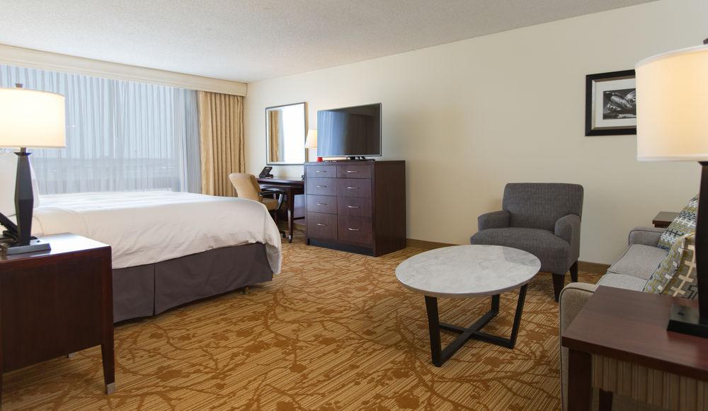 Kansas City Airport Marriott Εξωτερικό φωτογραφία
