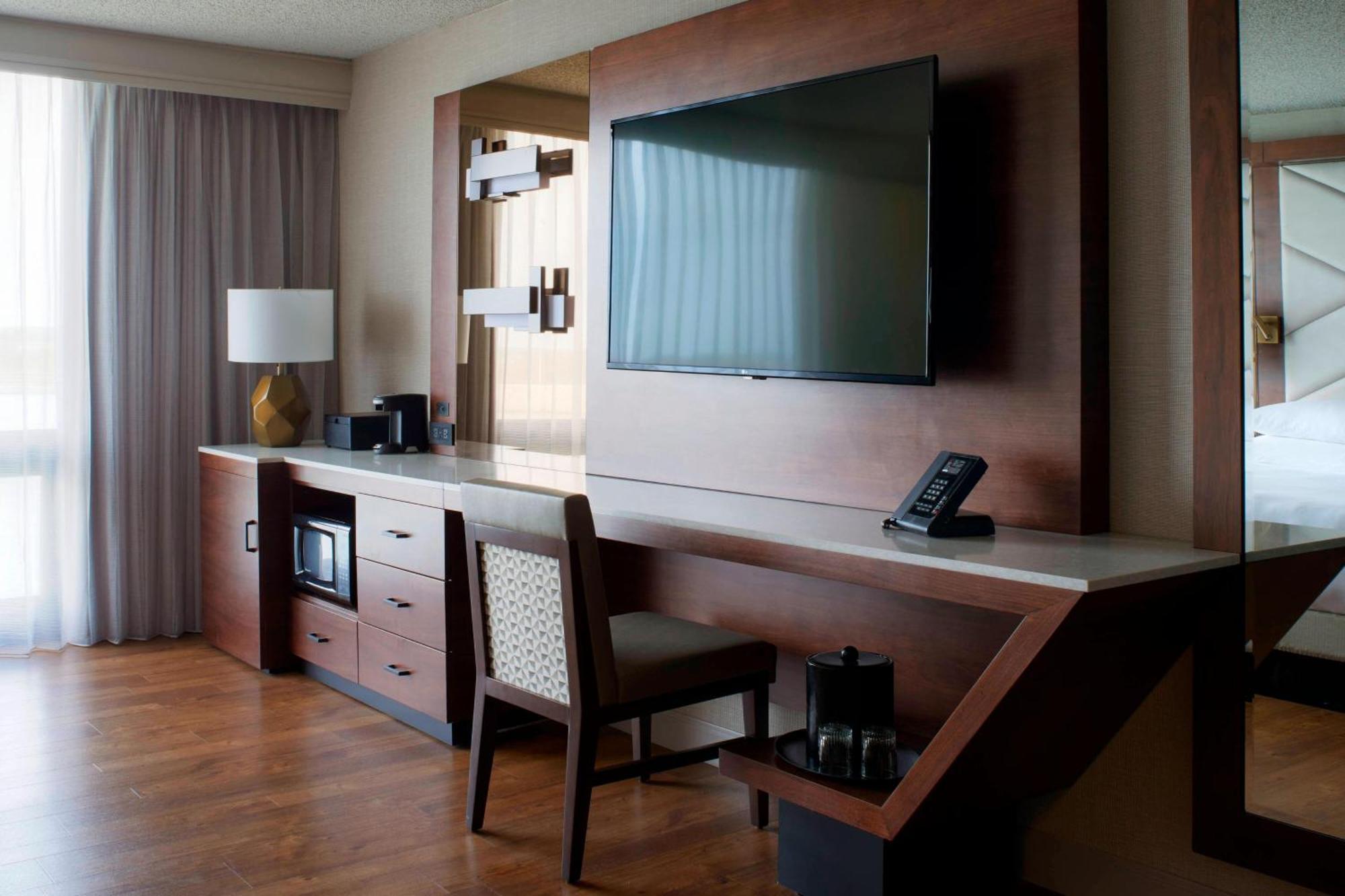 Kansas City Airport Marriott Εξωτερικό φωτογραφία