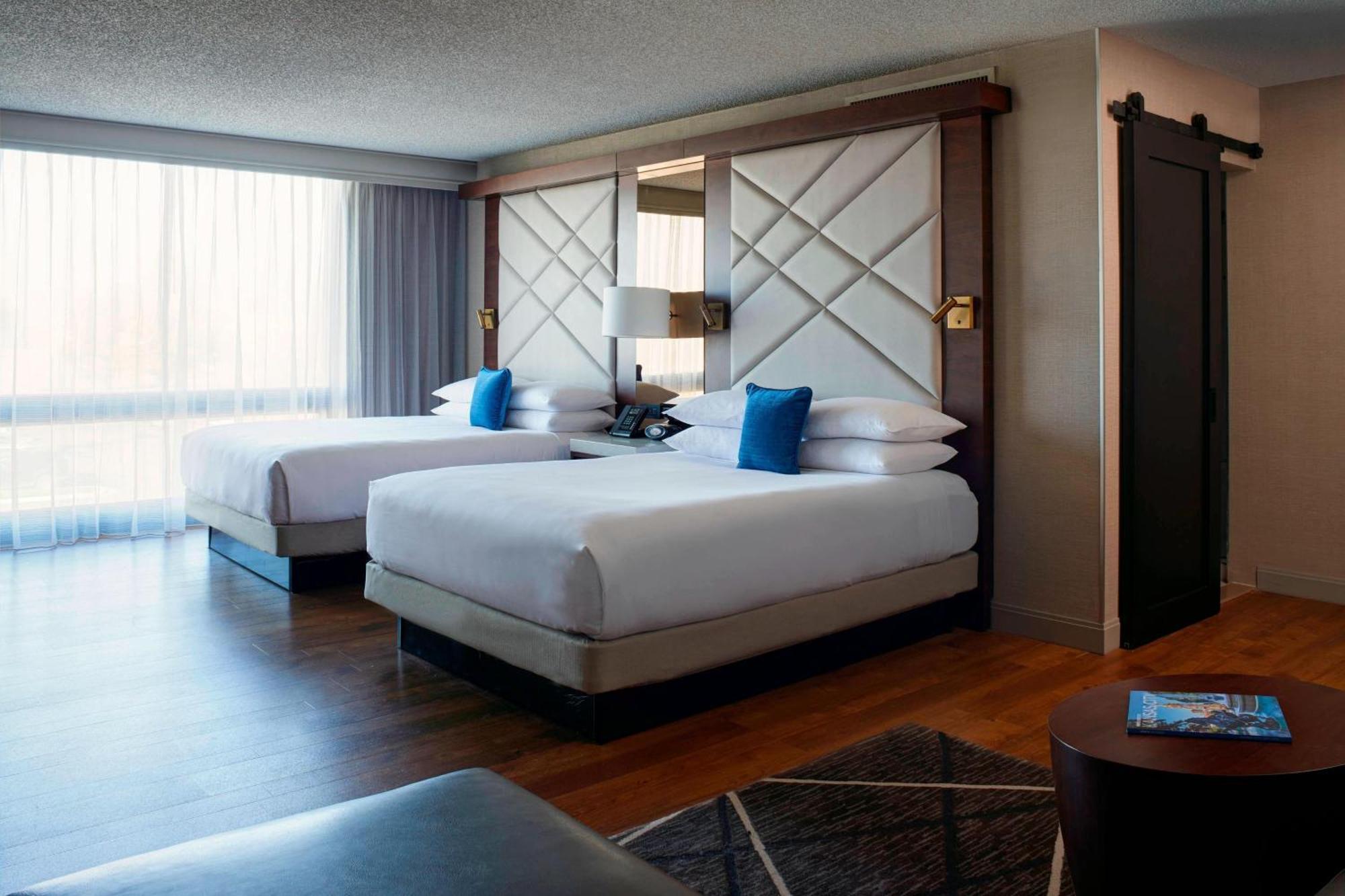 Kansas City Airport Marriott Εξωτερικό φωτογραφία