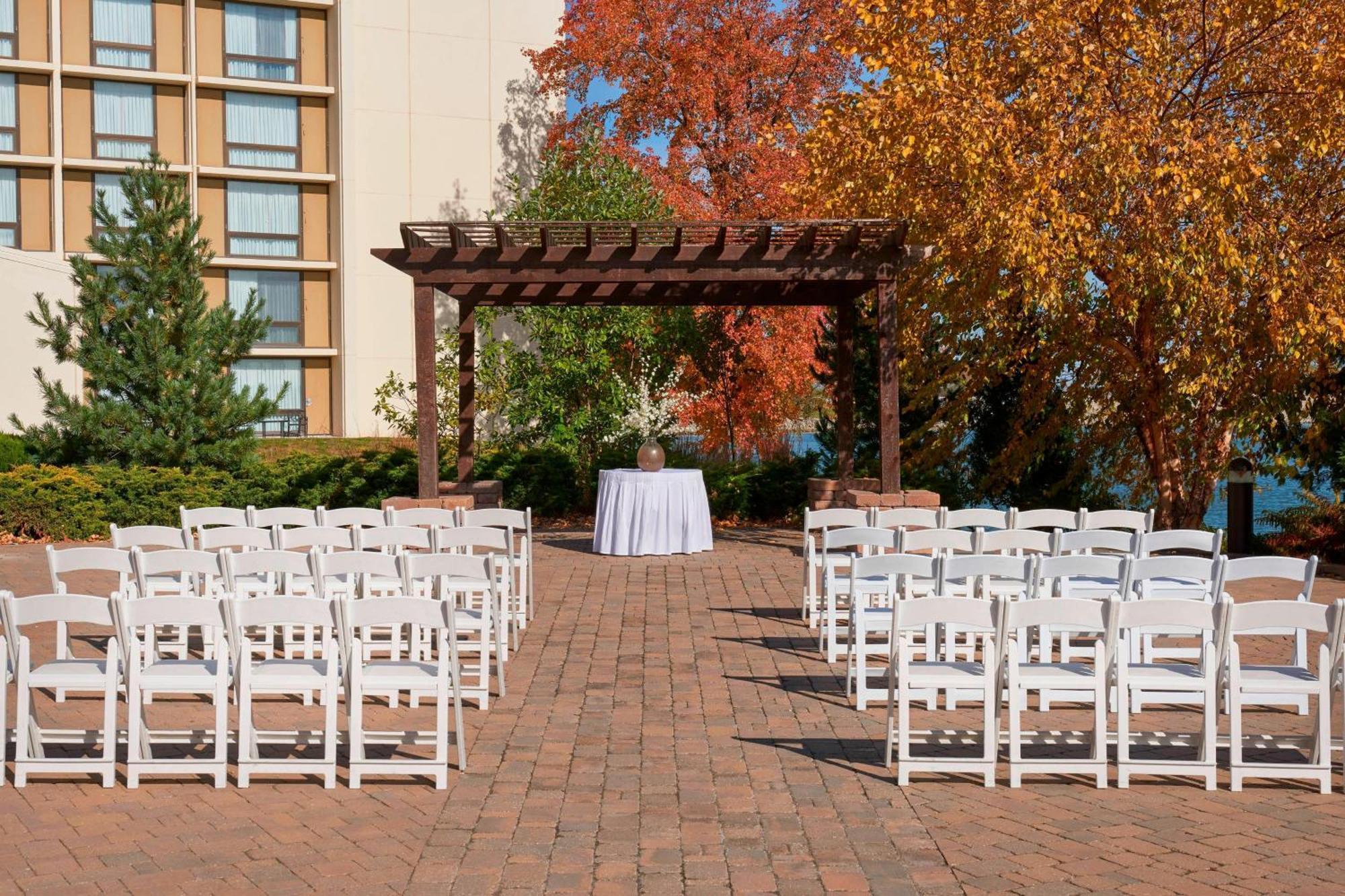 Kansas City Airport Marriott Εξωτερικό φωτογραφία