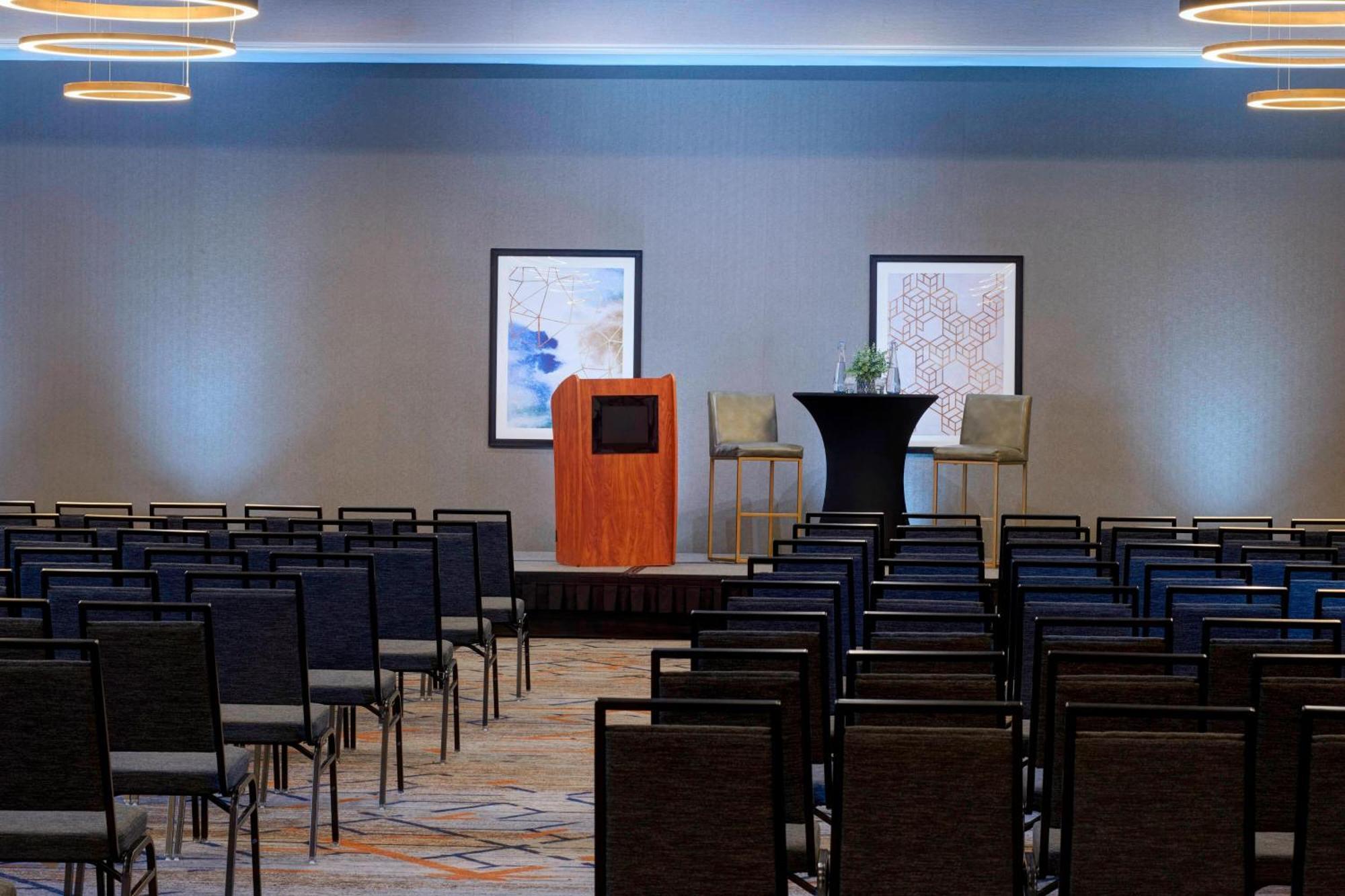 Kansas City Airport Marriott Εξωτερικό φωτογραφία