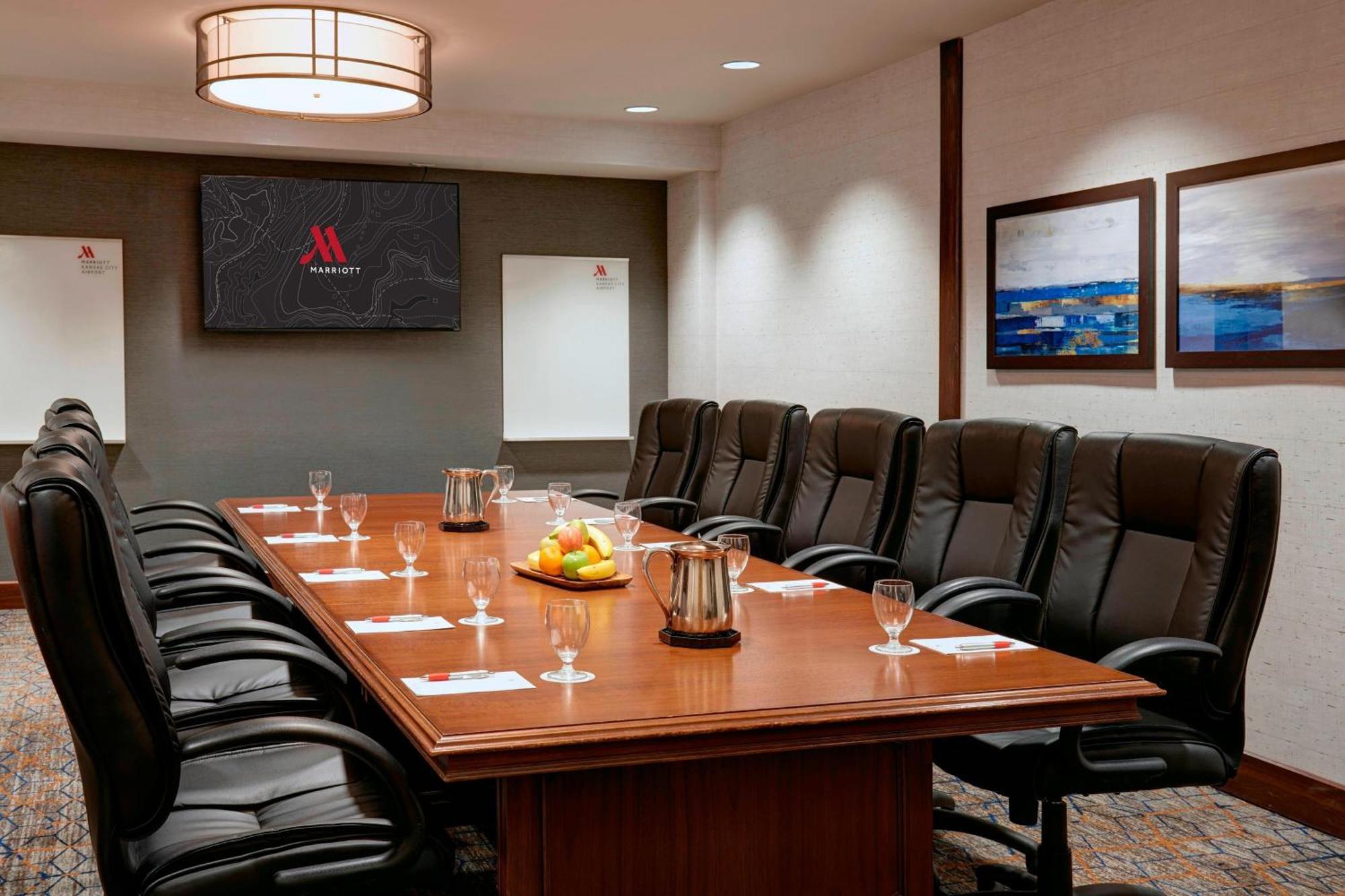 Kansas City Airport Marriott Εξωτερικό φωτογραφία