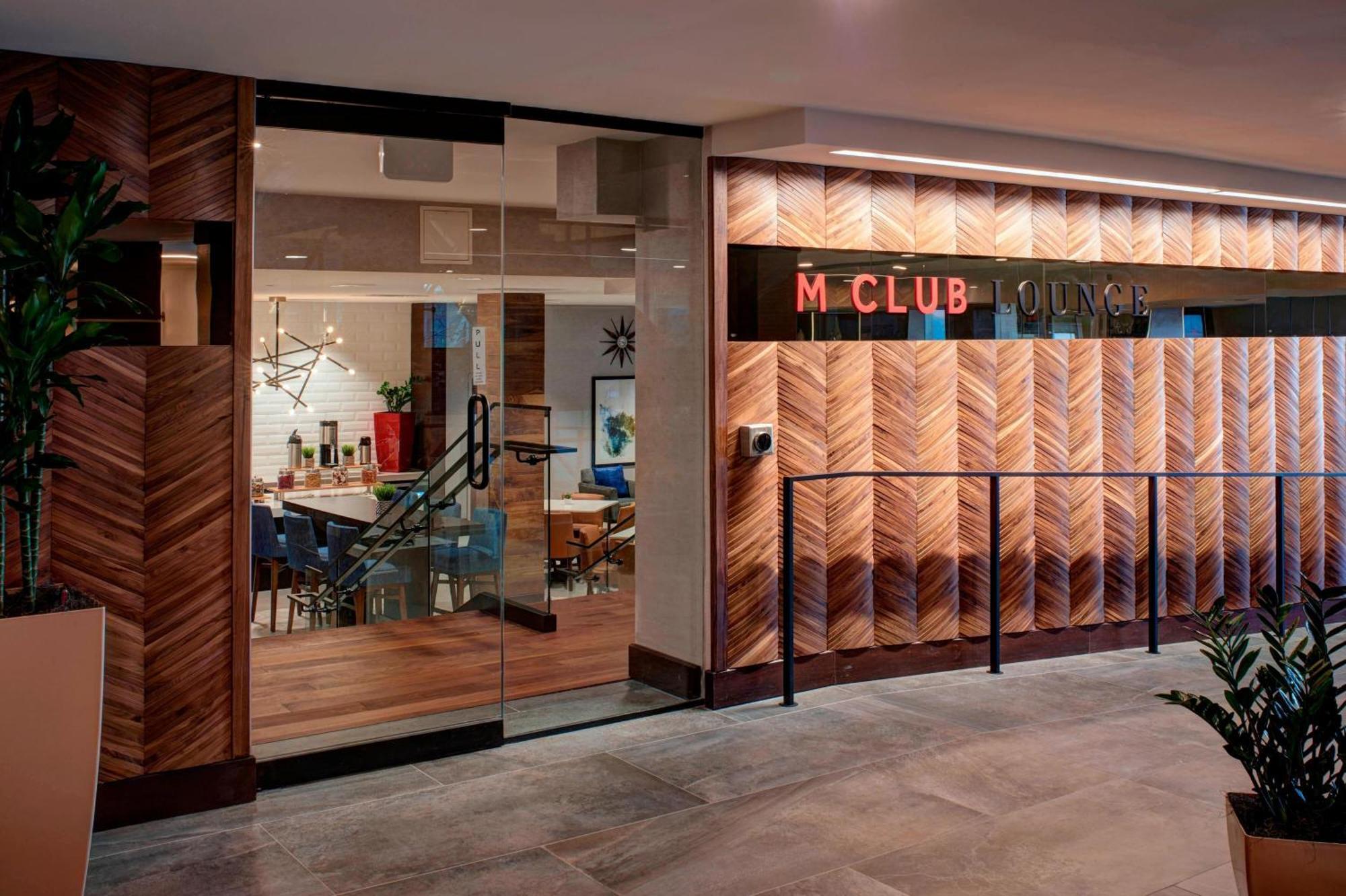 Kansas City Airport Marriott Εξωτερικό φωτογραφία