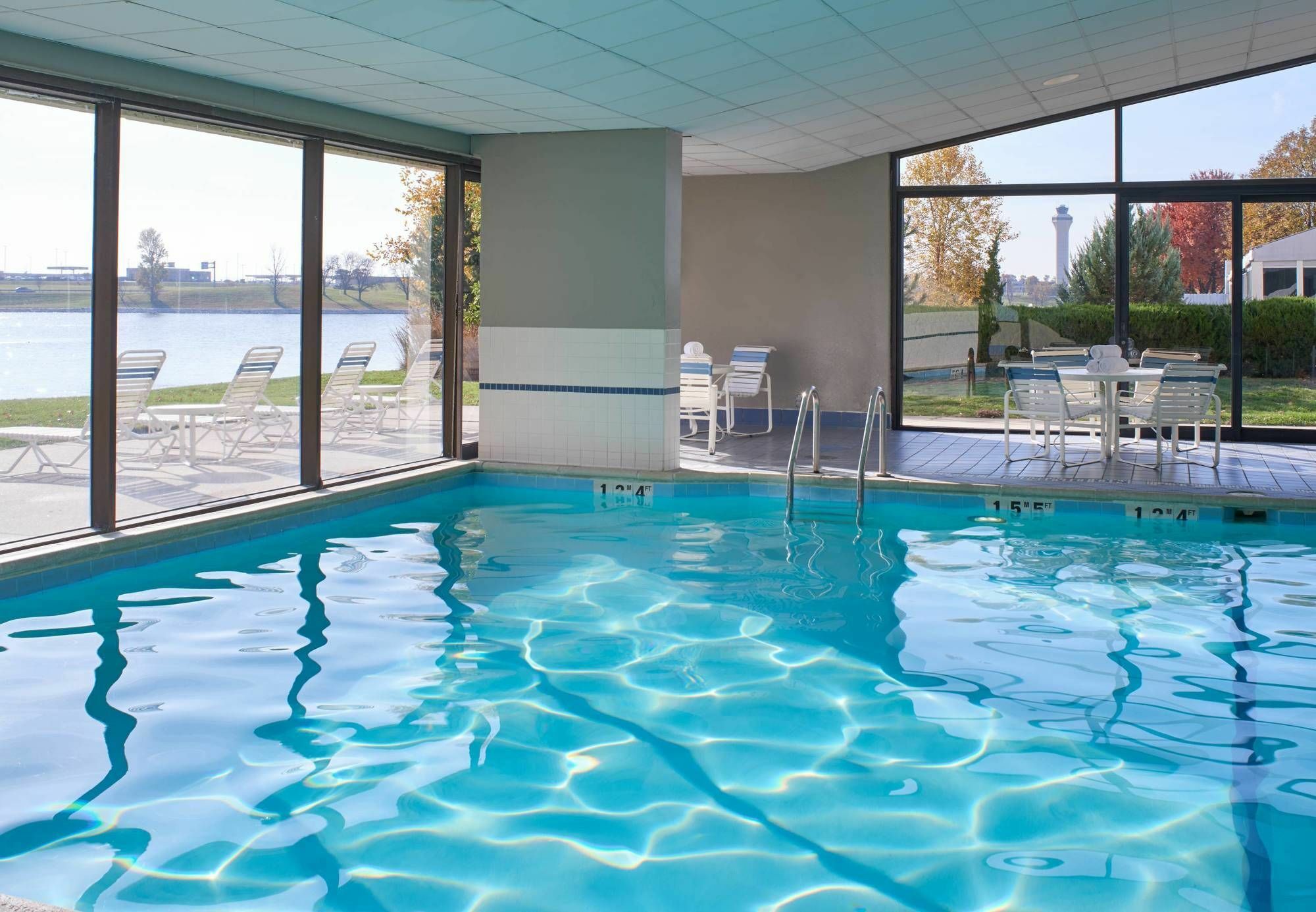 Kansas City Airport Marriott Εξωτερικό φωτογραφία